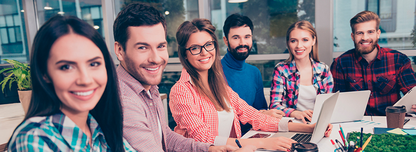 Empleo facilita prácticas en empresas a jóvenes con estudios superiores